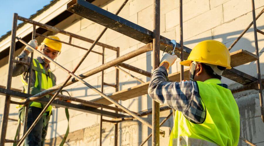 Roof Leak Patching in Mission Hills, CA
